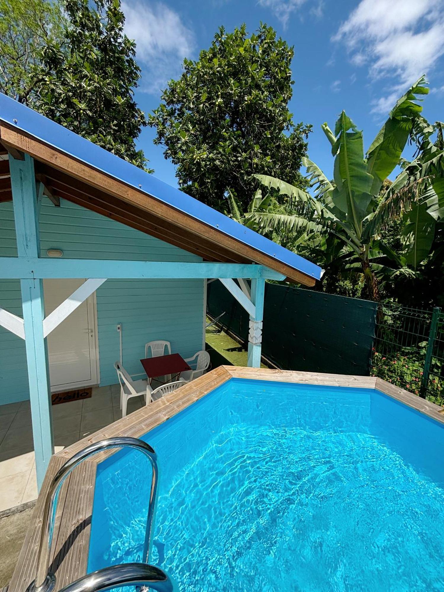 Bunghello Village Piscine & Spa Trois-Rivières 外观 照片
